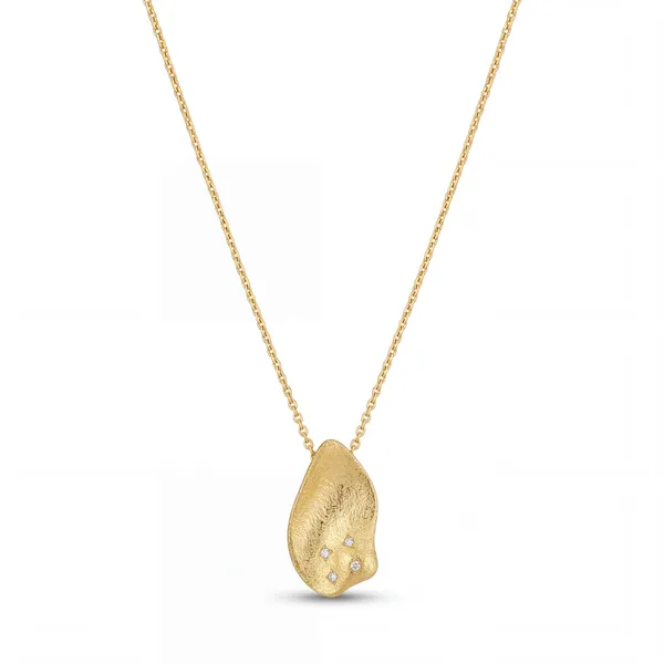 Gold_Tone_Leaf_Pendant_Necklace_for_Women