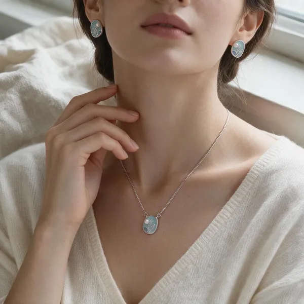Silver_Tone_Floral_Pendant_Necklace_And_Earrings_Set_for_Women