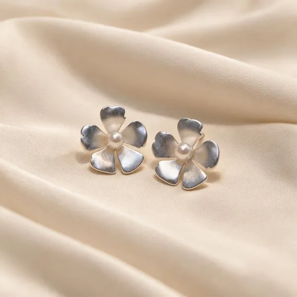 925_Silver_Elegant_White_Pearl_Floral_Stud_Earrings_For_Women