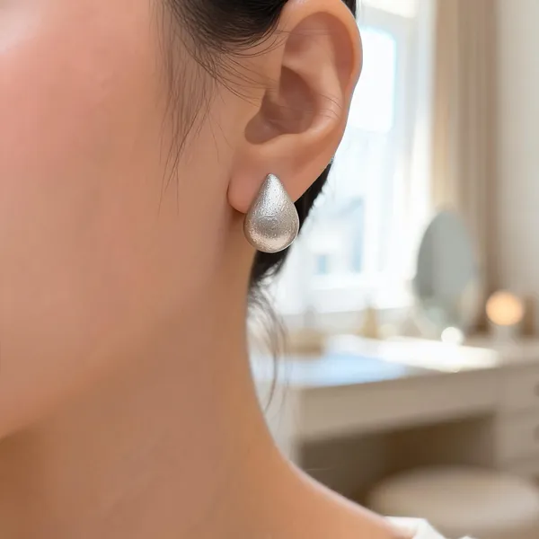 925_Silver_Matte_Teardrop_Stud_Earrings_For_Women