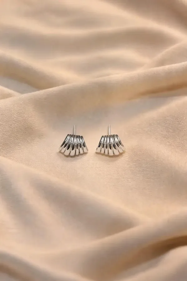 Platinum_Plated_925_Silver_Glossy_Ocean_Wave_Stud_Earrings_For_Women