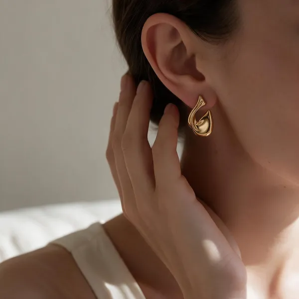 Gold_Tone_Dolphin_Drop_Earrings_for_Women