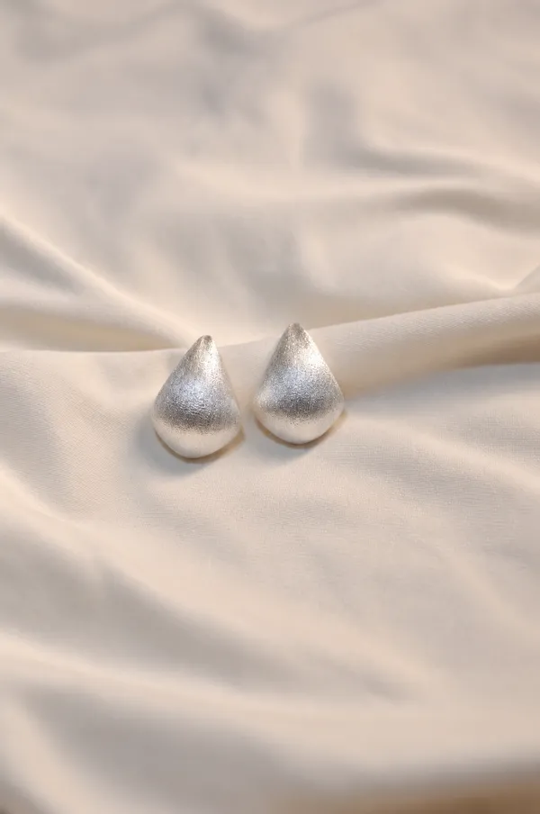 925_Silver_Matte_Teardrop_Stud_Earrings_For_Women