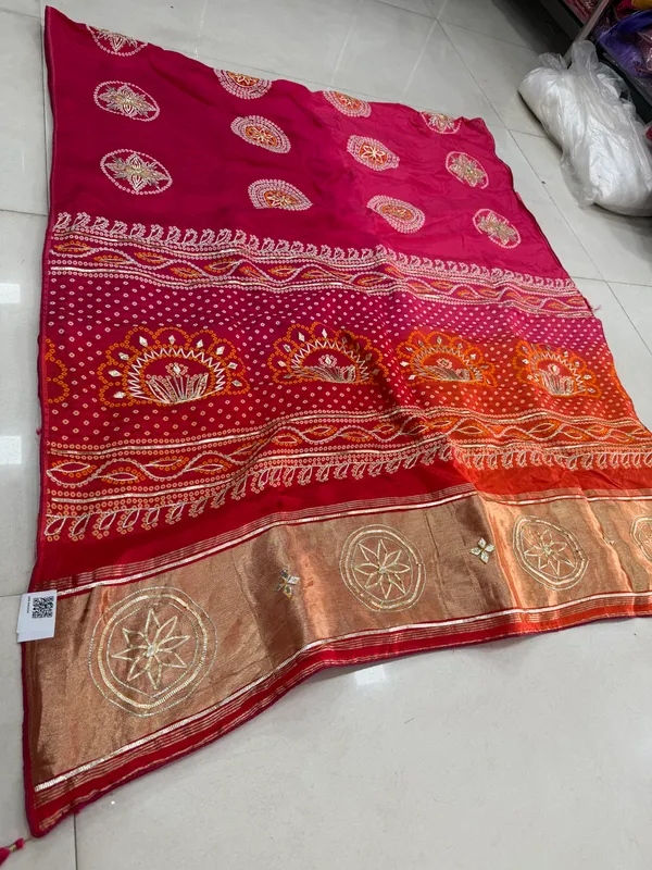 Red_Woven_Embroidered_Saree_For_Women