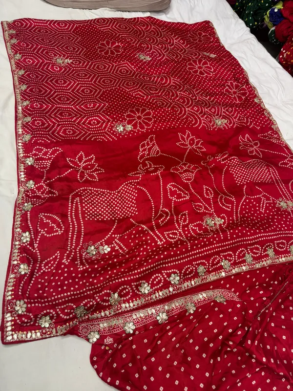Red_Bandhani_Embellished_Saree_For_Women