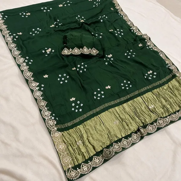 Green_Embellished_Traditional_Saree_for_Women