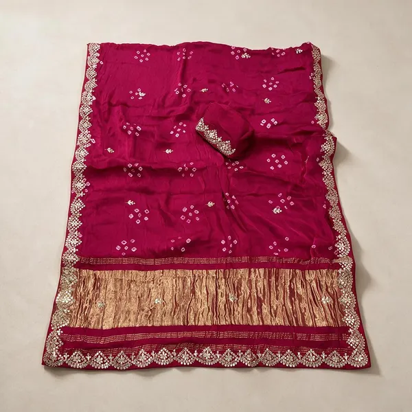 Magenta_Embellished_Saree_for_Women