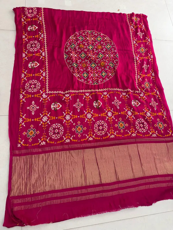 Magenta_Printed_Dupatta_For_Women