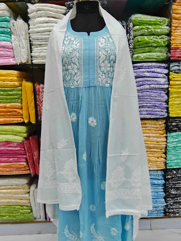 White_Hand_Embroidered_Lucknowi_Chikankari_Pure_Soft_Cotton_Dupatta