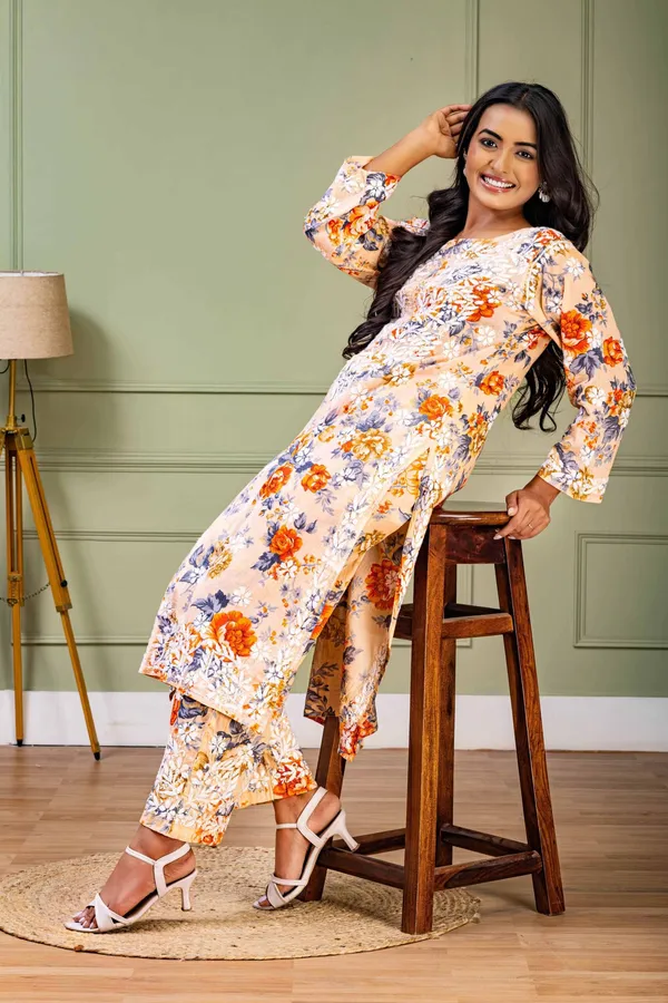 Peach_Floral_Mul_Cotton_Kurti_Set