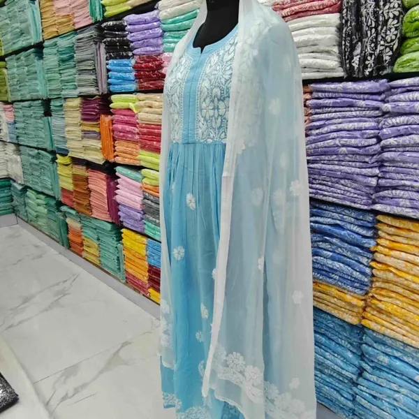 White_Hand_Embroidered_Lucknowi_Chikankari_Pure_Soft_Chiffon_Dupatta