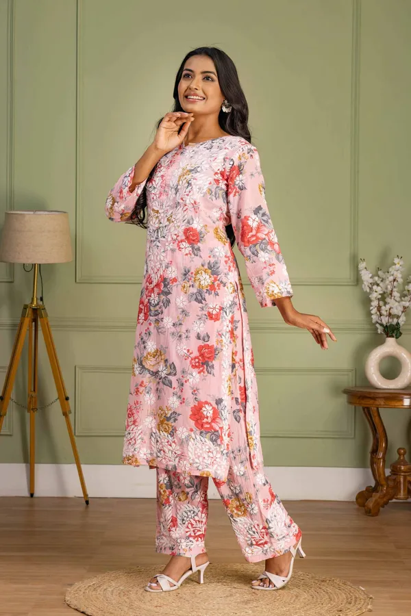 Light_Pink_Floral_Mul_Cotton_Kurti_Set
