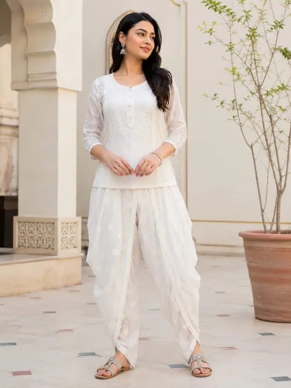 White_Hand_Embroidered_Pure_Cotton_Dhoti_Style_Palazzo
