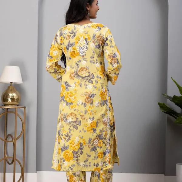 Yellow_Floral_Mul_Cotton_Kurti_Set