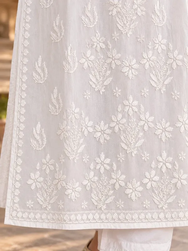White_Hand_Embridered_Lucknow_Chikankari_Juhi_Cotton_Kurti