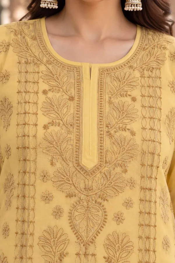 Yellow_Handcrafted_Lucknowi_Chikan_Aabha_Cotton_Kurti