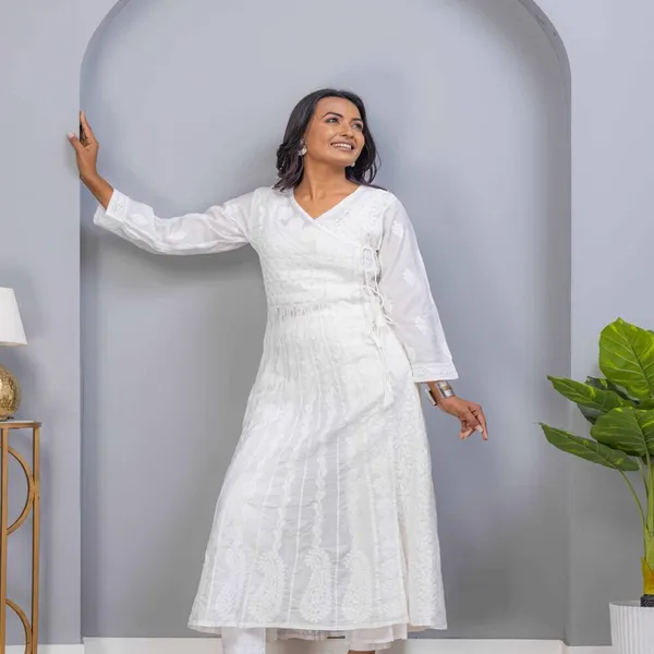 Hand_Crafted_Lucknowi_Chikankari_Mul_Chanderi_White_Anarkali