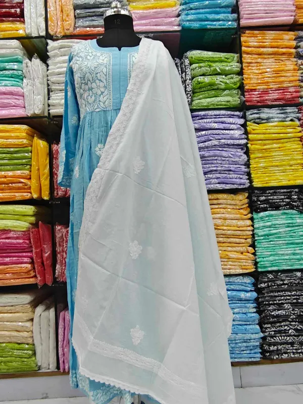 White_Hand_Embroidered_Lucknowi_Chikankari_Pure_Soft_Cotton_Dupatta