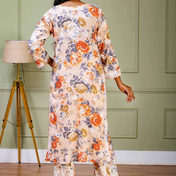 Peach_Floral_Mul_Cotton_Kurti_Set