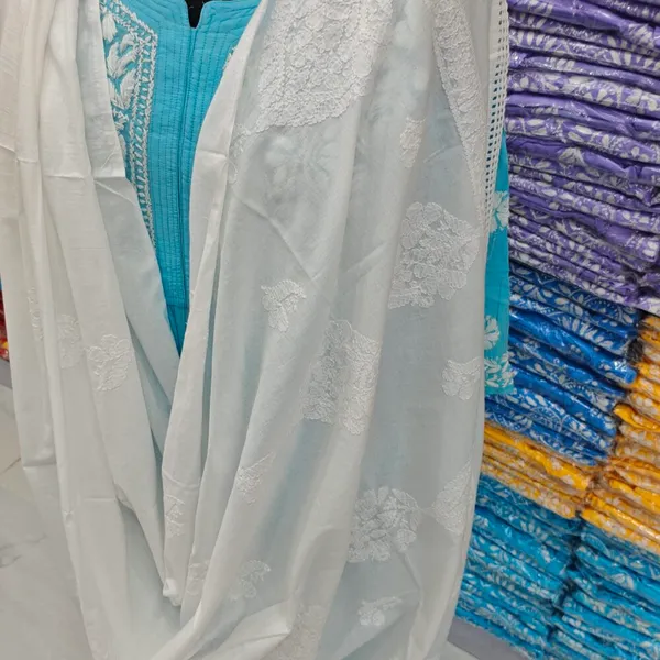 White_Hand_Embroidered_Lucknowi_Chikankari_Pure_Soft_Cotton_Dupatta