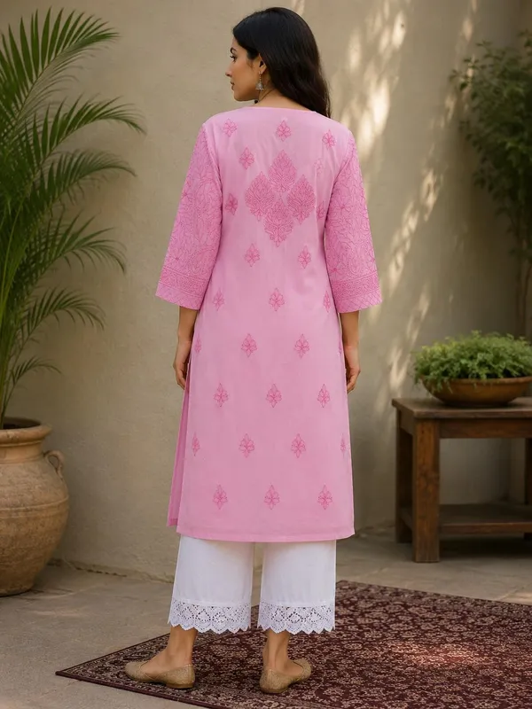 Soft_Pink_Handcrafted_Lucknowi_Chikan_Cotton_Kurti_With_Full_Jaal_Sleeves