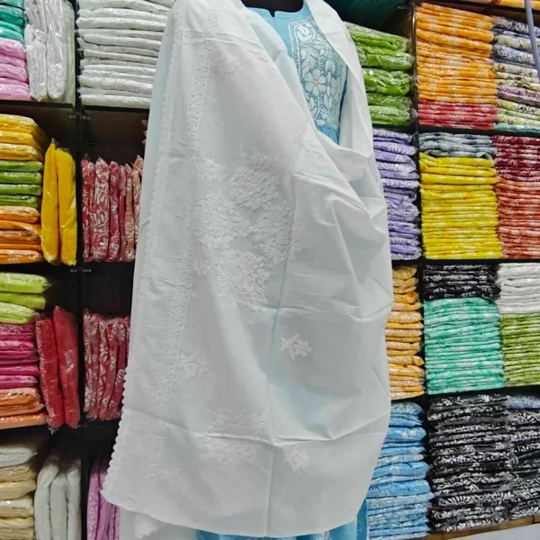 White_Hand_Embroidered_Lucknowi_Chikankari_Pure_Soft_Cotton_Dupatta