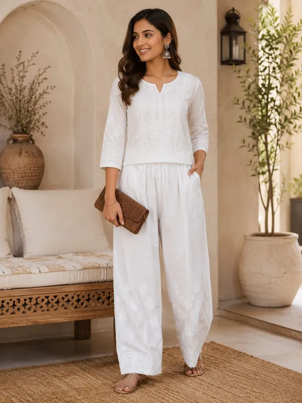 White_Hand_Embroidered_Pure_Cotton_Chikankari_Palazzo_With_Ghaas_Patti_Work