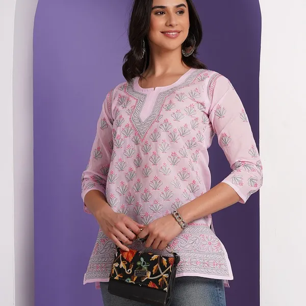 Baby_Pink_Hand_Embroidered_Chikan_Cotton_Top_With_Contrast_Thread_Work