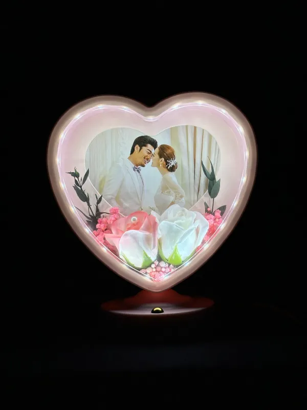 Heart_Shaped_Photo_Lamp