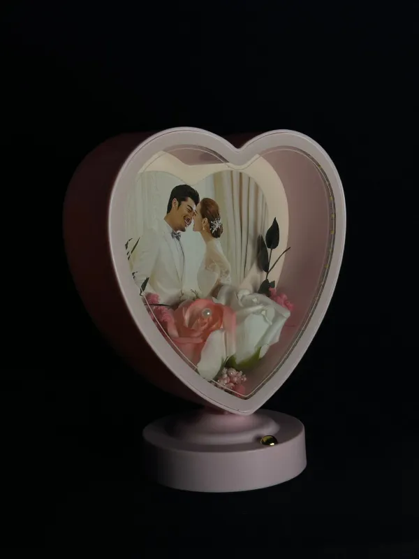 Heart_Shaped_Photo_Lamp
