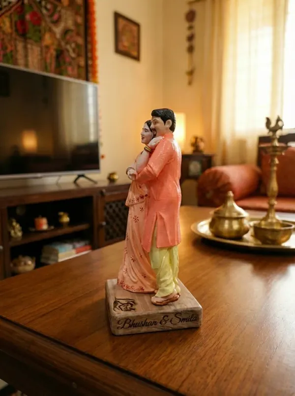 Custom_3d_Printed_Couple_Statue_7_Inch_Personalized_Romantic_Figurine_With_Wooden_Base