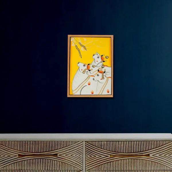 Pichwai_Painting_By_Mahesh_Vishnoi_Three_Cows_Yellow_Background