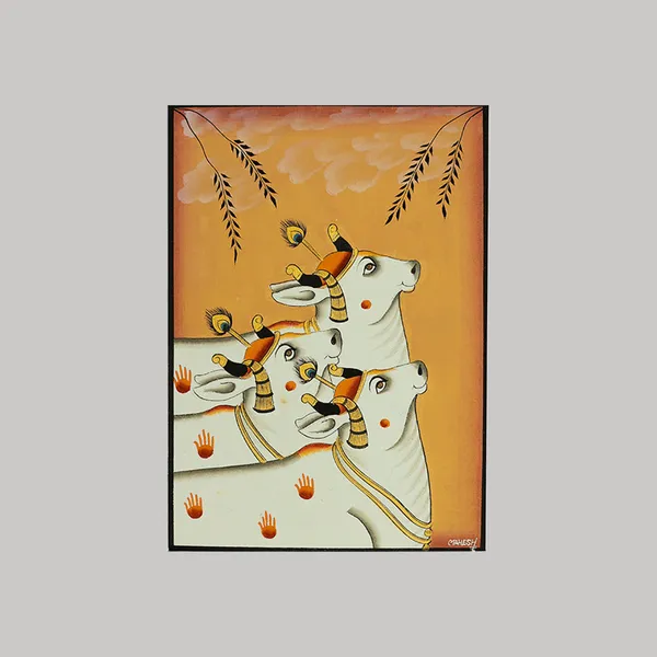 Pichwai_Painting_By_Mahesh_Vishnoi_Three_Cows_Peach_Background