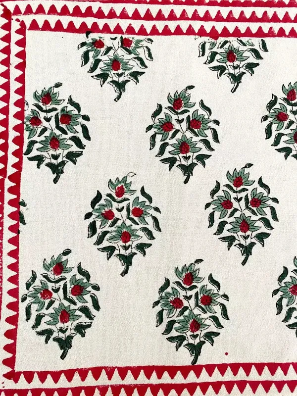 Hand_Blockprinted_Table_Runner_Red_Green_Mughlai_Design