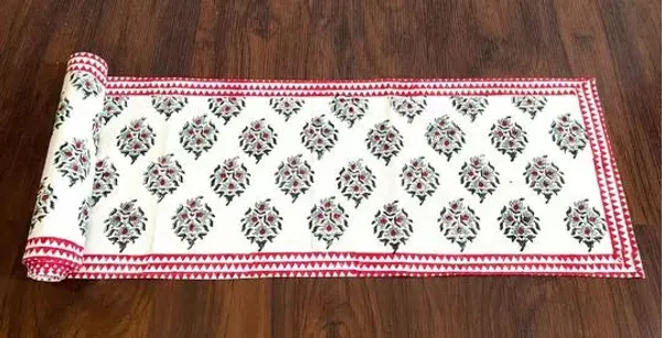 Hand_Blockprinted_Table_Runner_Red_Green_Mughlai_Design