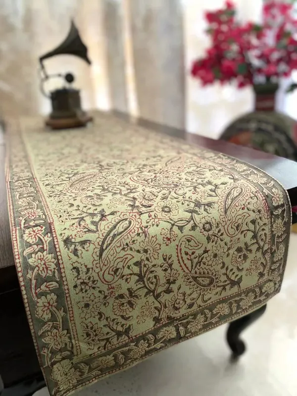 Hand_Blockprinted_Table_Runner_Green_Paisley_Design