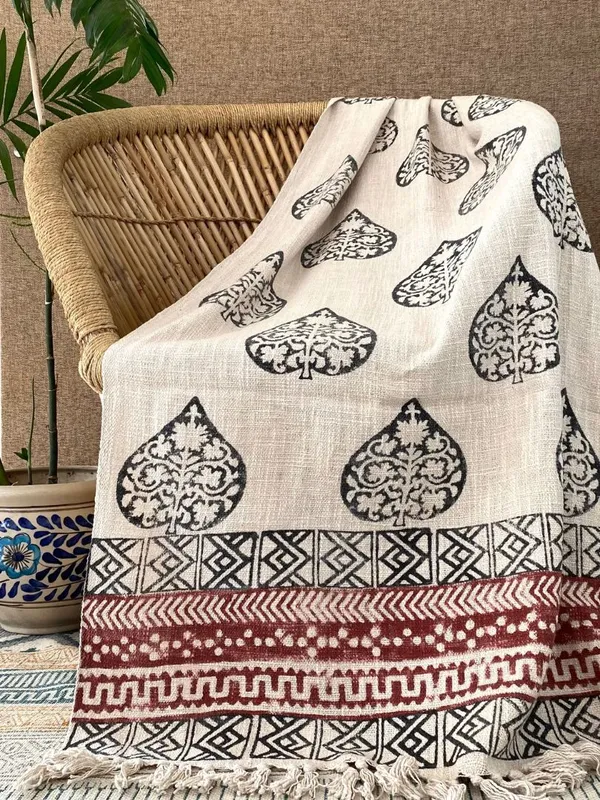 Hand_Blockprinted_Cotton_Sofa_Throws_Paan_Motif