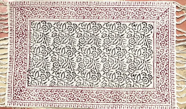 Hand_Blockprinted_Cotton_Rug_Red_And_Black_Double_Sided_Small