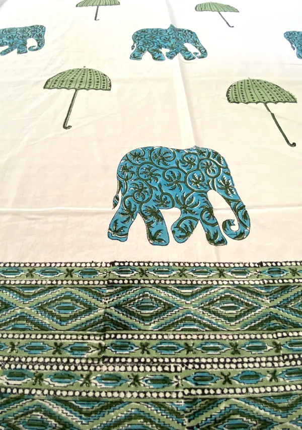 Hand_Blockprinted_Cotton_Double_Bedsheet_With_Pillow_Covers