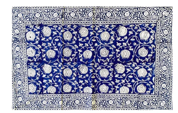 Hand_Blockprinted_Cotton_Double_Bedsheet_With_Pillow_Covers