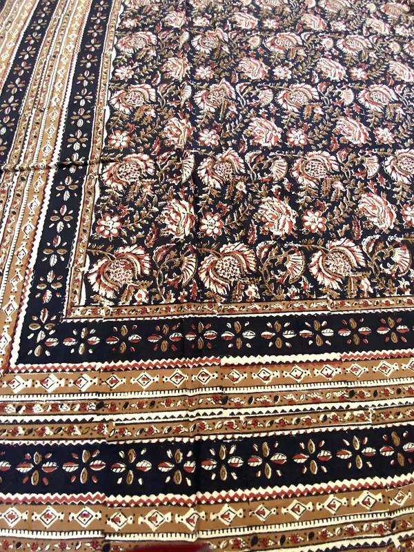 Hand_Blockprinted_Kalamkari_Cotton_Double_Bedsheet_With_Pillow_Covers