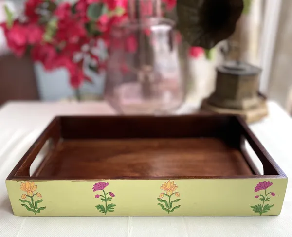 Handpainted_Antique_Look_Wooden_Tray_Pale_Green