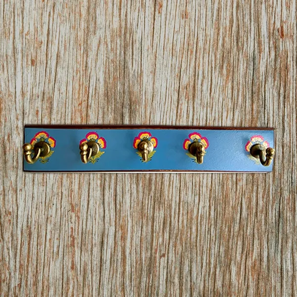Handpainted_Antique_Look_Wooden_Wall_Hanger_With_5_Hooks_Rustic_Blue