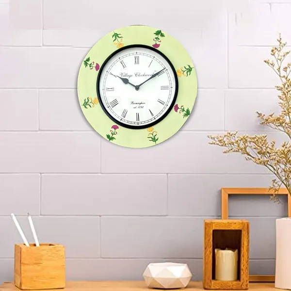 Handpainted_Antique_Look_Wooden_Wall_Clock_Pale_Green