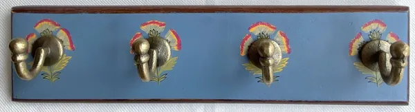 Handpainted_Antique_Look_Wooden_Wall_Hanger_With_4_Hooks_Rustic_Blue