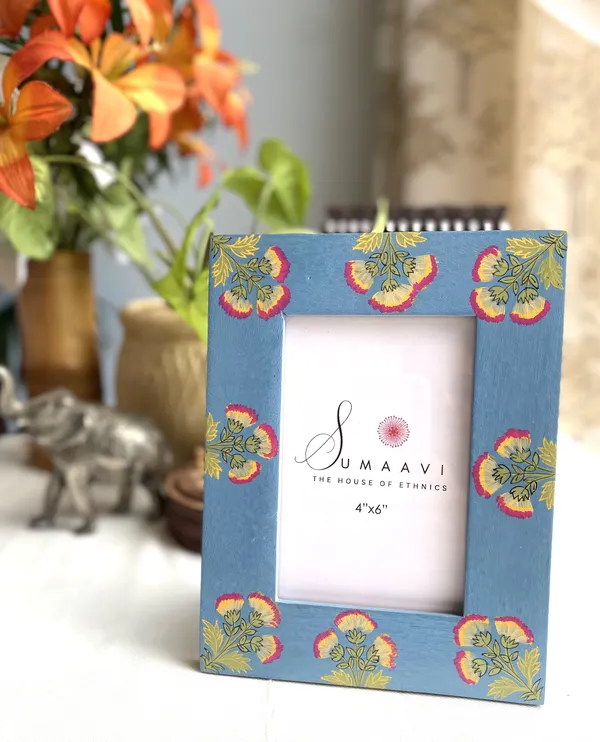 Handpainted_Antique_Look_Wooden_Photo_Frame_4_X_6_Rustic_Blue