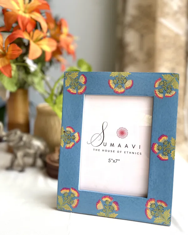 Handpainted_Antique_Look_Wooden_Photo_Frame_5_X_7_Rustic_Blue