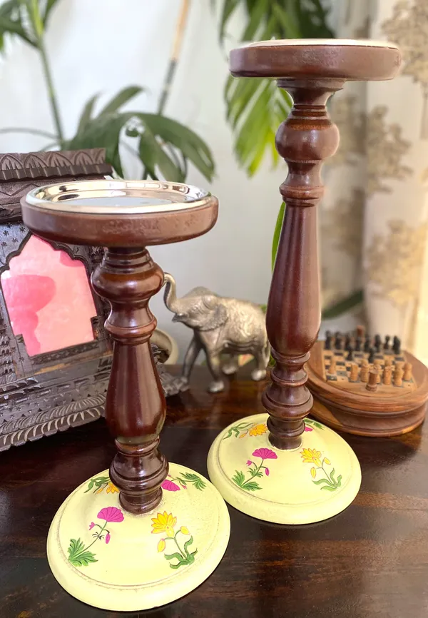 Handpainted_Antique_Look_Wooden_Candle_Holder_Pale_Green_Small