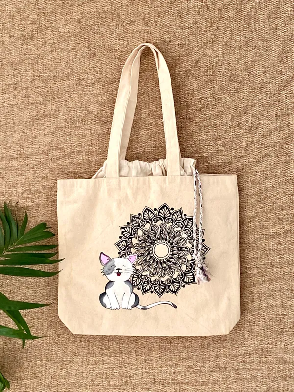 Handpainted_Balloon_Tote_Bag_Mandala_Cat_Design