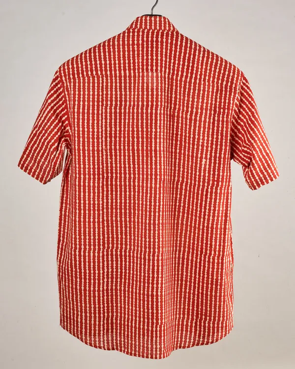 Hand_Blockprinted_Cotton_Half_Sleeve_Shirt_For_Men_Regular_Fit_Red_Stripes